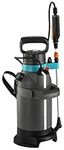 Gardena Pressure Sprayer 5 l EasyPump: Battery pressure sprayer with integrated foot tread, telescopic lance including locking function, shoulder strap and nozzle protection (11136-20)