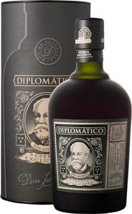 Diplomátic