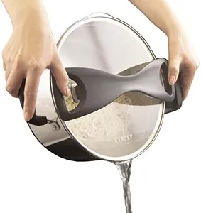 Cyrder Stainless Steel Pasta Pot, Hold Handle and Lid Locking, Pot with Strainer Lid, Stock Pot/Soup Pot, Durable and Non-Scratch, Easy Stain &Cleanup Stylish Cookware, Dishwasher Safe, Silver 5 Quart