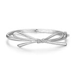 MORGAN & PAIGE 925 Sterling Silver Bow Ribbon Simple Hinged Bangle Bracelet, 7.25