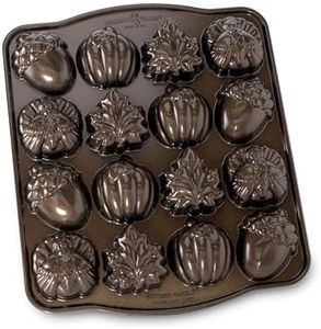 Nordic Ware Seasonal Collection Autumn Cakelette Pan