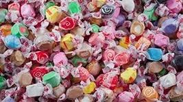 taffytown Assorted salt water taffy 1kg Christmas box Perfect sharing bag