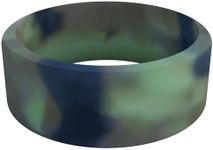 QALO Men's Basic & Flat Silicone Ring, Camo (Size 11) - Men’s Silicone Wedding Band - Breathable Comfort Fit Silicone Rings for Men - Durable Rubber Engagement Rings for Him - 8mm x 2mm