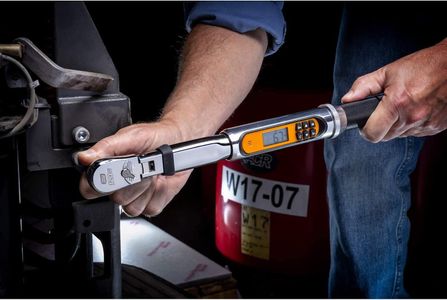 GEARWRENCH 3/8" Drive Electronic Torque Wrench – 120XP Flex Head, Angle