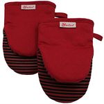 YUTAT Mini Oven Mitts, Cook Mittens Silicone Oven Mitts with Quilted Liner Professionally Protect Your Hand During Baking Doing BBQ or Carry Hot Pot Red(1 Pair)