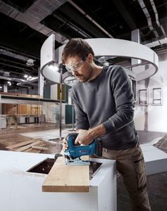Bosch 18V Cordless Jigsaw – Compact Power Tool for Precision Cutting