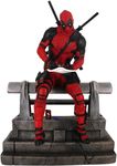 DIAMOND SELECT TOYS Marvel Premier Collection: Deadpool (Movie Version) Statue, Multicolor, one-Size