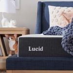 LUCID 20 cm Memory Foam Mattress-Plush Feel-Gel Infusion-Hypoallergenic Bamboo Charcoal-Breathable Top Layer, White, 135x190