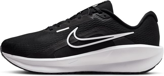 Nike Downshifter 13 Men's Sneaker – Black/White, Size 7