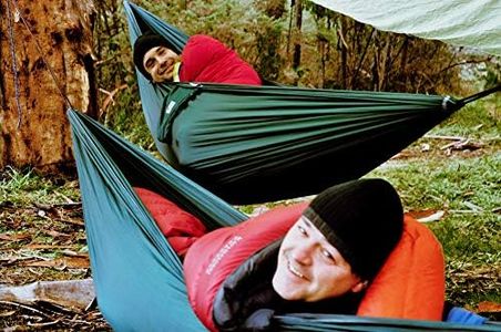 Hammock Bliss Single - Quality You Can Trust - 250 cm Rope Per Side Included - Portable Hammock Ideal For Camping, Backpacking, Kayaking & Travel (Forest Green)