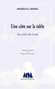 UNE CÔTE SUR LA TABLE (UNA COSTILLA SOBRE LA MESA)