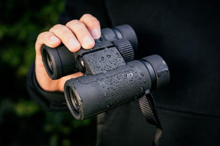 Nikon PROSTAFF P3 10x42 Binoculars – Waterproof, Fogproof