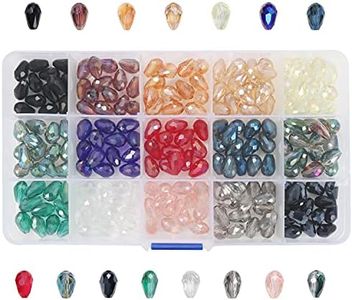 Kurtzy Cuentas para Hacer Pulseras de Vidrio (Pack de 225) 12 x 7,7mm – 15 Colores Variados - Cuentas de Colores en Forma de Gota Manualidades – Pequeños Abalarios para Pulseras con Caja de Plástico