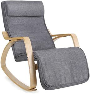 SONGMICS Fauteuil à Bascule, avec Accoudoirs en Bois, Chaise d’Allaitement, Repose-pieds Réglable en 5 Positions, Capacité 150 kg, pour Chambre, Salon, Gris et Couleur Boisée LYY11G