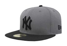 New Era Men's MLB New York Yankees Basic 59Fifty Fitted Hat Storm Gray 7 3/8