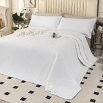 OFIXI Oversized King Plus 128"x120" Quilt Set 3 Pieces Extra Large King Size Bedspreads Lightweight Summer Comforter Reversible Coverlet Bed Cover for All Season, White