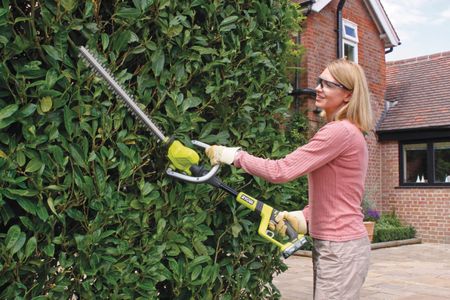 RYOBI 18V ONE+ Long Reach Hedge Trimmer – Tool Only