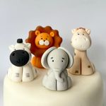 Animals Cake Topper Birthday Party Decoration Edible Great for Kids Boy Girl First Birthday Christening Baby Shower Easy to Use Giraffe Elephant Lion Jungle