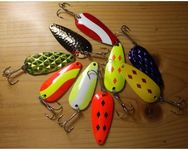 Unexcelled Fishing 5-Piece 7/8 oz Nickel Spoon Assortment - Trout & Northern Pike