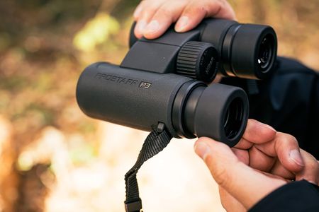 Nikon PROSTAFF P3 10x42 Binoculars – Waterproof, Fogproof