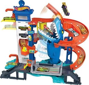 Hot Wheels City Shark Escape Playset, with 1 Hot Wheels Car, Nemesis-Based Track Play, Connects to Other Sets, Toy for Kids 4 Years Old & Older, Multicolor (HMF86)