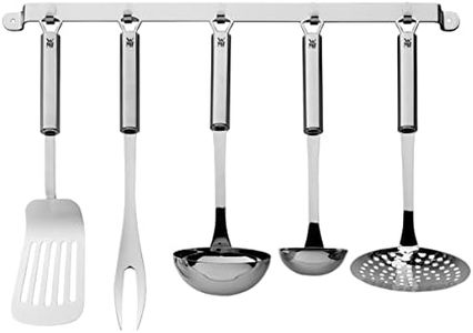 WMF Profi Plus Küchenhelfer Set 6-teilig, Hängeleiste mit 5 Helfer, Schöpflöffel, Schaumlöffel, Saucenlöffel, Wender, Fleischgabel, Kelle, Cromargan Edelstahl teilmattiert, spülmaschinengeeignet