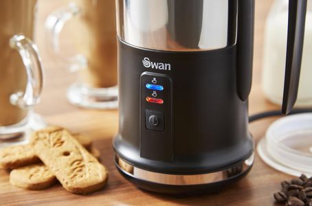 Swan Automatic Milk Frother – Black Electric Foam Maker