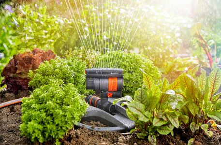 Gardena AquaZoom Compact Rectangular Sprinkler – 9–216 m², Adjustable Range