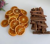 Nillkanth Dried Orange Slices, Cinnamon Stick Christmas Dried Fruit Floral Supplies for Christmas Tree Xmas Craft Decorations (10 cinnamon & 10 oranges)