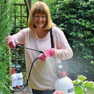 Spear & Jackson 5L Pump Action Pressure Sprayer – Garden & Patio