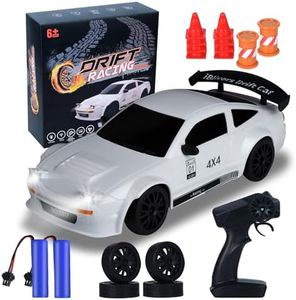 iBlivers Coche Teledirigido, Mini Coche Teledirigidos de Drift con Acelerador Proporcional Completo, 1:24 4WD Drift GT-RX7 RC Coches Vehículo RC Drifting Coche Regalos Juguete para Niños (Blanco)