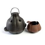 Charcoal Companion Cast Iron Garlic Roaster & Squeezer Set – For Kitchen or BBQ Grill – CC5127