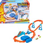 Hot Wheels Toy Car Track Set, Deluxe Building Box with Motorized Booster, 1:64 Scale Vehicle, Speed Snap Track, Boosted Jump Speedway