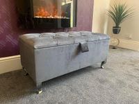 SK LUXURY LIVING Ottoman Storage Box - Engineered Wood Luxurious Plush Velvet Ottoman Storage Bench, Perfectly Designed Ottoman for Bedroom Storage & Blanket Box - (Grey Plush, Legs)