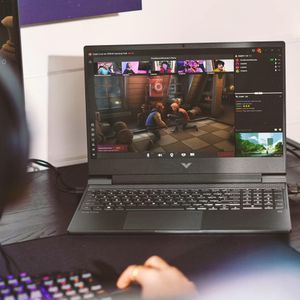 HP Victus 15 Gaming Laptop – i7, 16GB RAM, 512GB SSD, RTX 4050