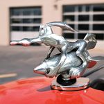 CAKEASY Classic Coyote Rocket Hood Ornament Sculpture, Hot Rod Automotive Vintage Decorative Emblems, Vehicle Exterior Decor Accessories Metal Car Logo, 3D Hood Statue Suit for All Types of Car