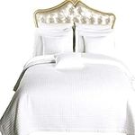 Royal Hotel Bedding Checkered Style