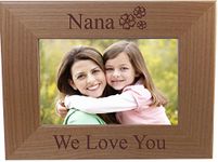 CustomGiftsNow Nana We Love You - Engraved Alder Wood Tabletop/Hanging Picture Photo Frame (4x6-inch Horizontal)