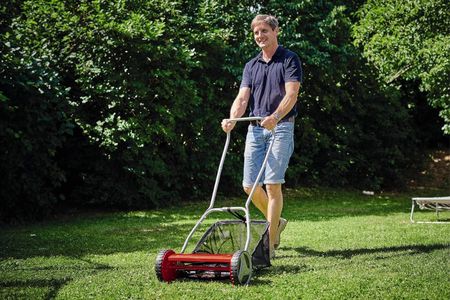 Einhell Hand Push Lawnmower – 40cm Manual Mower, 27L Grass Box, 4 Heights