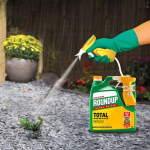 Roundup Fast Action Weedkiller, Ready to Use Manual Spray – 3 Litre
