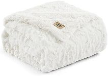 UGG 10483 Adalee Soft Faux Fur Reversible Accent Throw Blanket Luxury Cozy Fluffy Fuzzy Hotel Style Boho Home Decor Soft Luxurious Blankets for Couch, 178 x 127-cm, Natural