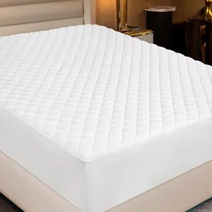 Royale Linens California King Size Mattress Topper - Soft Quilted Mattress Protector - Fitted Deep Pocket Fits Up to 16 Inch - Elastic Fitted Bed Cover - Machine Washable Bed Protector (72x84 Inches)