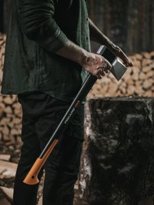 Fiskars X25 Splitting Axe 2.5kg – Heavy Duty Wood Chopper