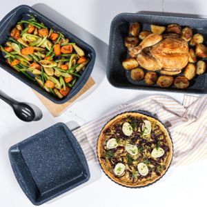 Russell Hobbs 2-Piece Baking Tray Set – Non-Stick Ovenware