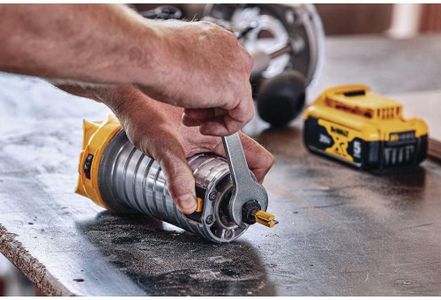 DEWALT 20V Max XR Cordless Router – Compact Power Tool