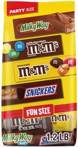 M&M'S Peanut, M&M'S Peanut, SNICKERS Original & MILKY WAY Fun Size Individually Wrapped Chocolate Halloween Candy Trick or Treat Variety Assortment, Party Size, 19.2 Oz Bulk Bag