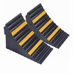 bimiti Wheel Chocks 2 Pack 25x 16x 19cm Rubber Tyre Saver Brake Stoppers Heavy Duty Car Vehicle Wedge with Handles and Yellow Strips Caravan Chock Block for Travel Trailers RV Trucks and ATV Black