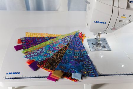 Juki HZL-DX7 Computerized Sewing Machine – Advanced Stitch Options