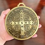 EXTRA LARGE 5 INCH ST BENEDICT CROSS MEDAL VINTAGE BRASS TONE FINISH FOR WALL OR DESK DISPLAY/MEDALLA DE SAN BENITO (Golden)