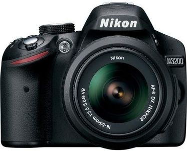 Nikon D320